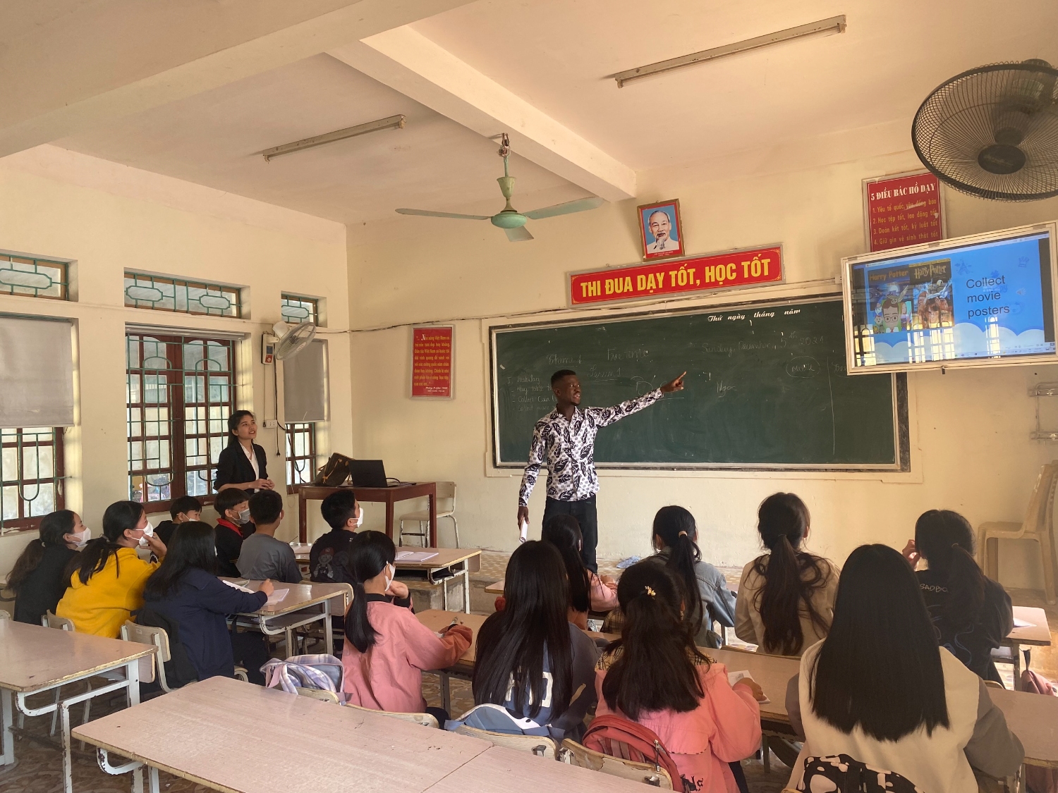 Một tiết học Tiếng Anh tăng cường